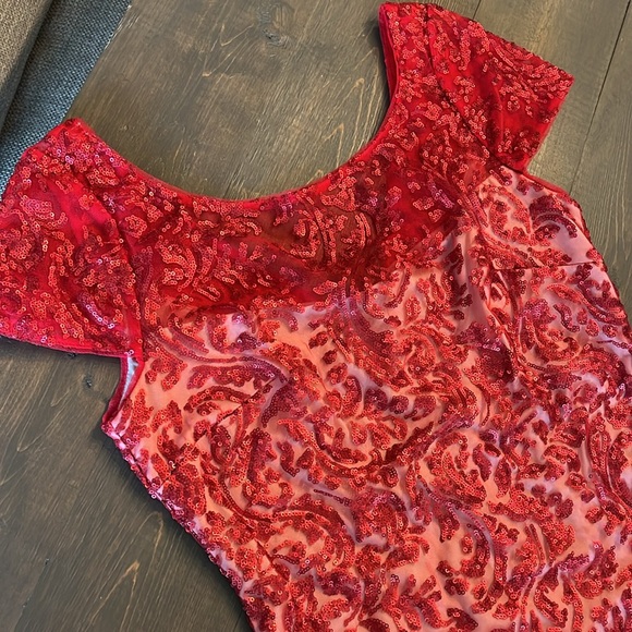 Calvin Klein Red Sequined Short Sleeve Sheath Dress - Picture 4 of 6